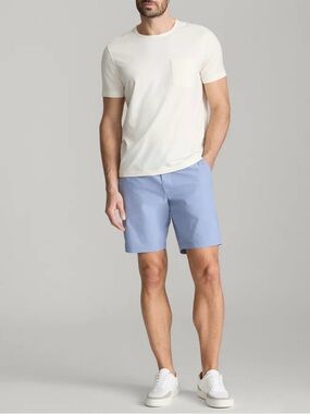 UNTUCKit Chancellor Traveler Tech Shorts Light Blue 9" Inseam Men’s 36
